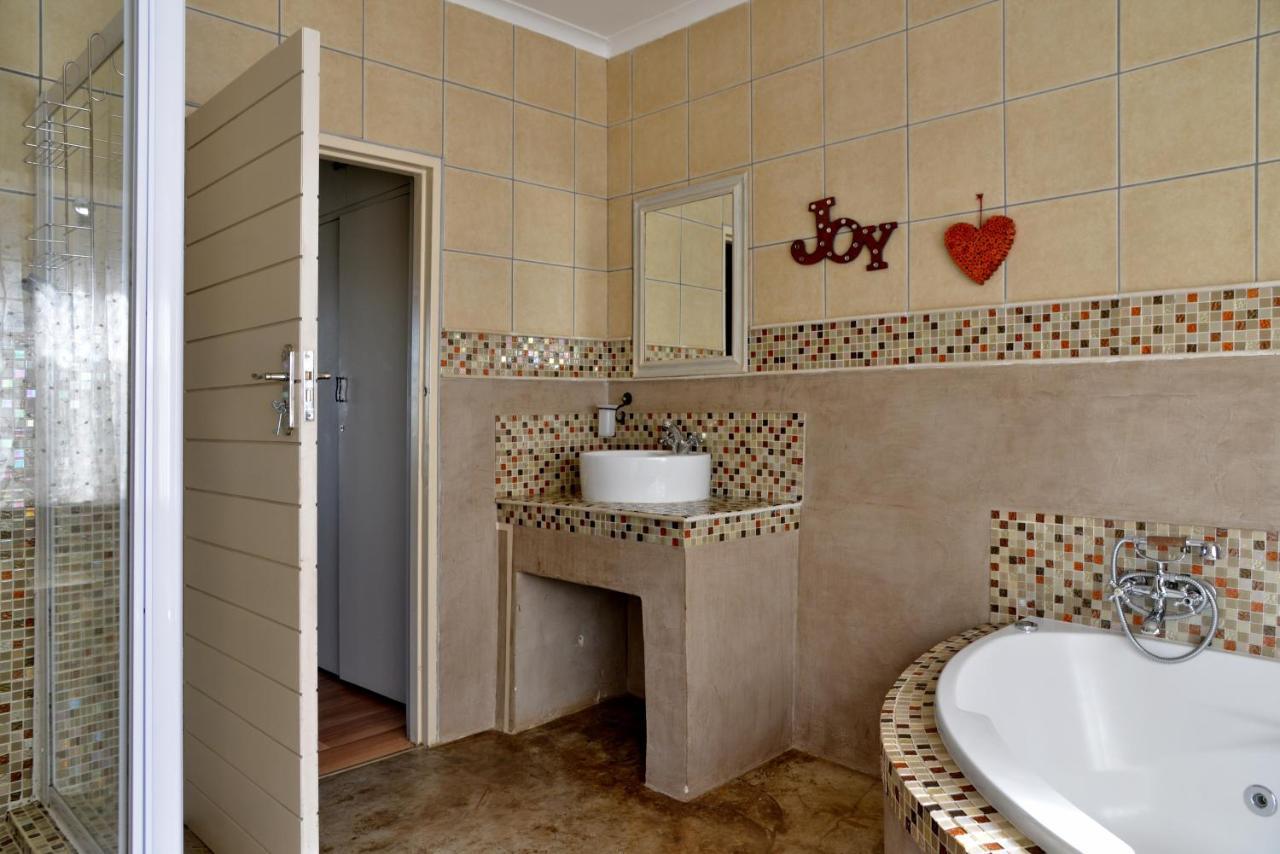 Annie'S Boutique Guesthouse And Garden Spa Hartbeespoort Exterior foto