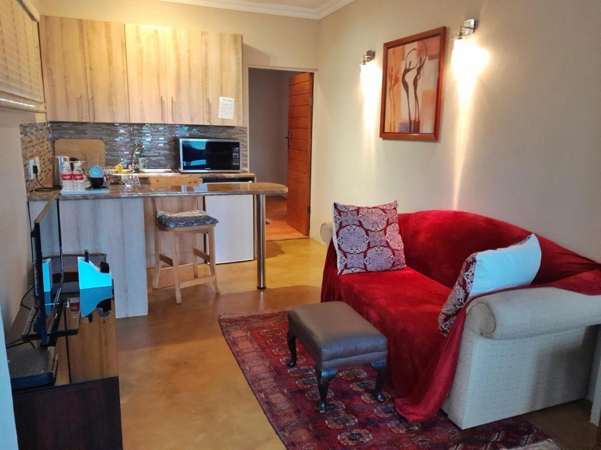 Annie'S Boutique Guesthouse And Garden Spa Hartbeespoort Exterior foto